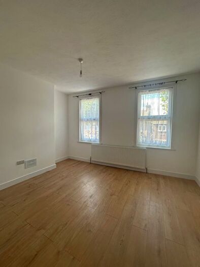 3 Bedroom Terraced House To Rent In Harrow Road, London, E6