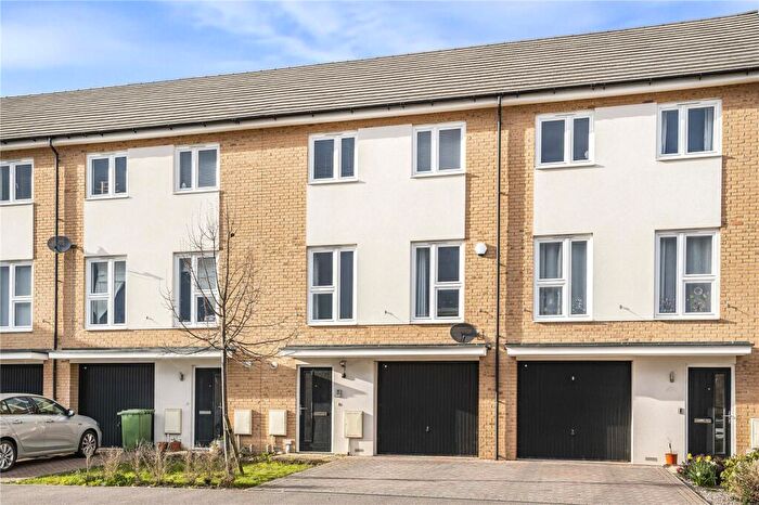 4 Bedroom Town House To Rent In Memorial Way, Peterborough, Cambridgeshire, PE3