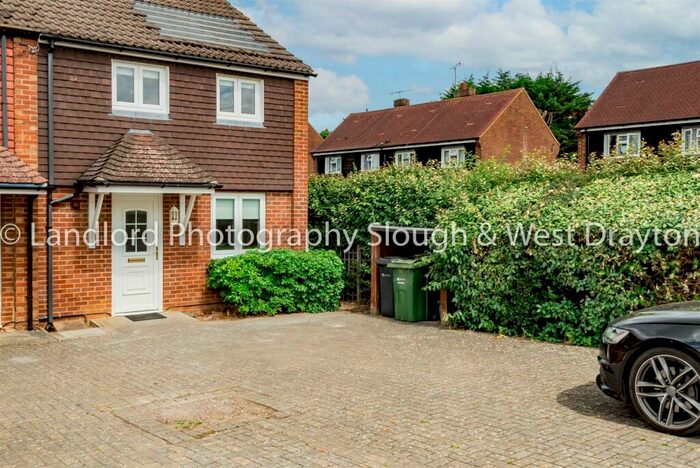 1 Bedroom Semi-Detached House To Rent In Broomfield, Guildford, GU2