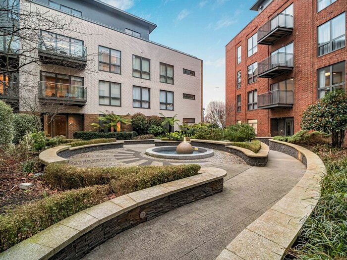 2 Bedroom Flat To Rent In Brewery Lane, Twickenham, Richmond Upon Thames, TW1