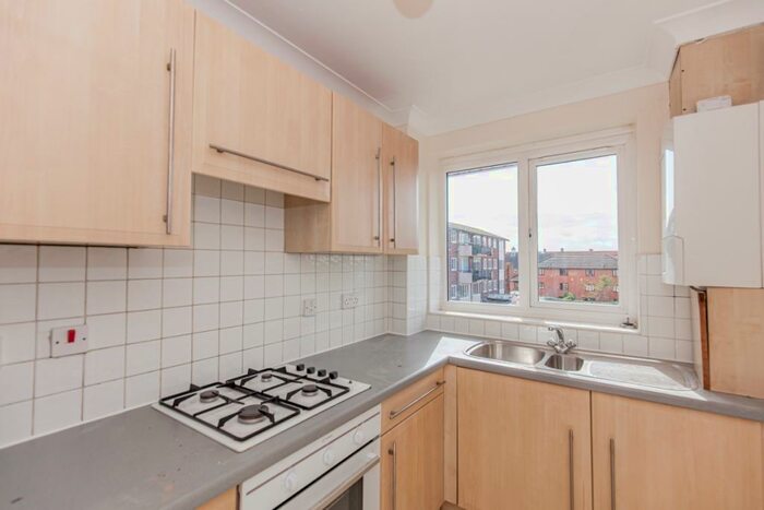 1 Bedroom Apartment To Rent In Lizmans Court, Temple Cowley, OX4