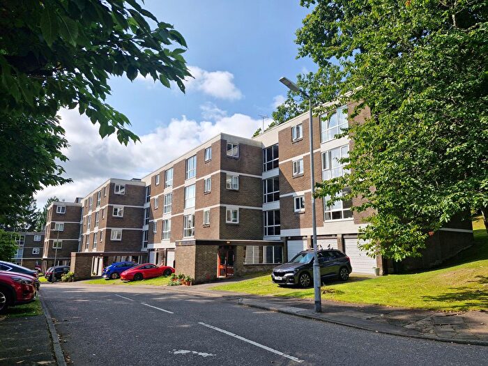 2 Bedroom Flat To Rent In Ladywood Estate, Glasgow, G62