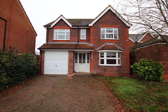 4 Bedroom Detached House For Sale In Midfield Road, Humberston, DN36