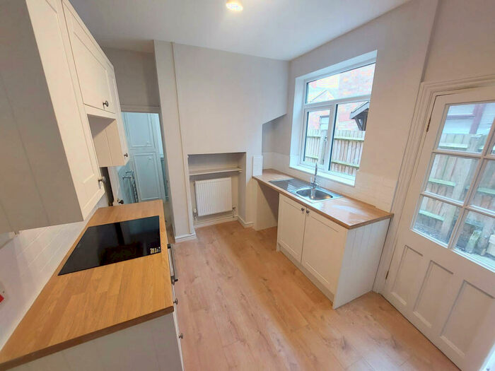 1 Bedroom Flat To Rent In Graham Road, Rugby, CV21