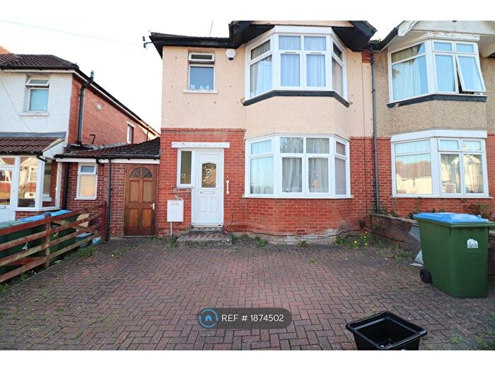 5 Bedroom Semi-Detached House To Rent In Granby Grove, Southampton, SO17