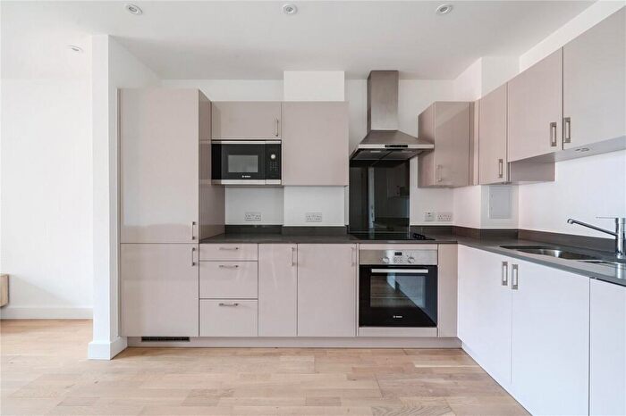 2 Bedroom Apartment To Rent In Burgess Springs, Chelmsford, CM1