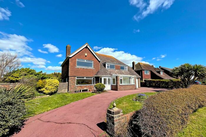 4 Bedroom Detached House To Rent In Coastal Road, East Preston, West Sussex, BN16