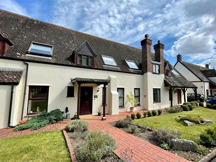 3 Bedroom Cottage For Sale In Farnham, Blandford Forum, DT11