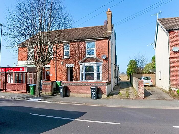 2 Bedroom Flat For Sale In Hawthorn Road, Bognor Regis, West Sussex, PO21