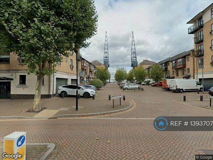 3 Bedroom Terraced House To Rent In Constable Avenue, London, E16