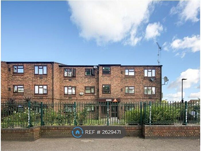 1 Bedroom Flat To Rent In Upton Park / East Ham, Upton Park / East Ham, E6