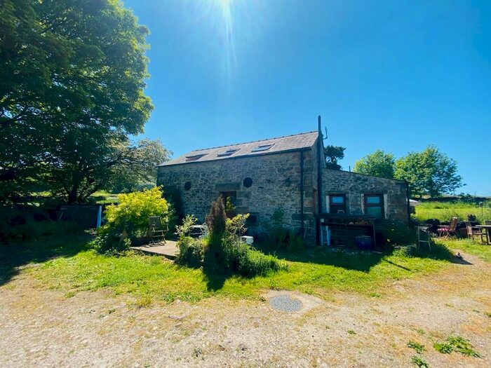 2 Bedroom Barn Conversion For Sale In Salters Lane, Matlock, DE4
