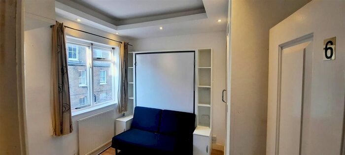 Studio To Rent In Delorme Street, Hammersmith, London, W6