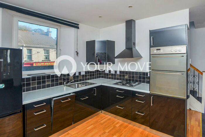 2 Bedroom Maisonette To Rent In Hyde Park Road, Plymouth, Devon, PL3