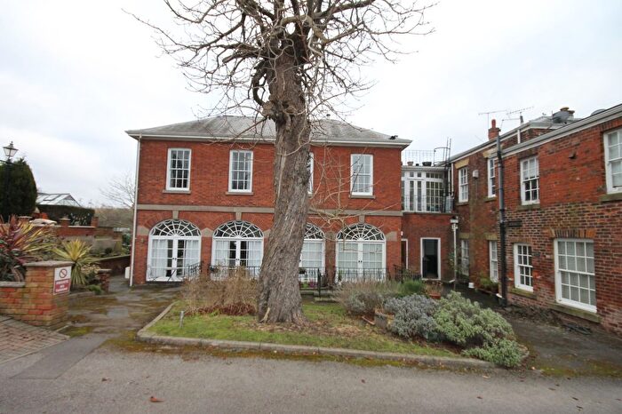 1 Bedroom Flat To Rent In Edge Lane, Grenoside, Sheffield, S6