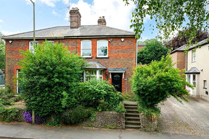 4 Bedroom Semi-Detached House For Sale In Station Road, Harpenden, AL5