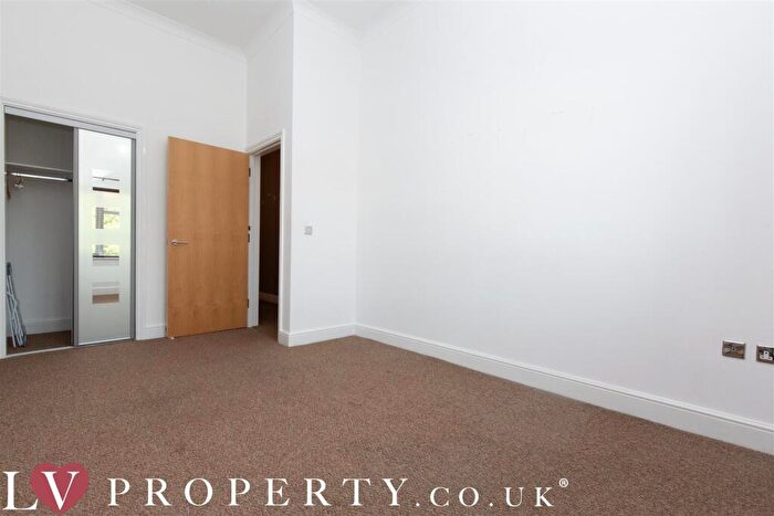 2 Bedroom Apartment To Rent In Clement Street, City Centre, Birmingham, West Midlands, B1