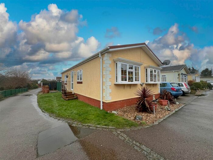 2 Bedroom Park Home For Sale In Saxon Park, Barretts Lane, Needham Market, IP6