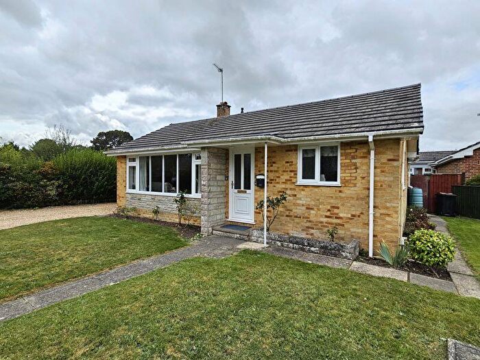 2 Bedroom Bungalow To Rent In Dalkeith Road, Wimborne, Dorset, BH21