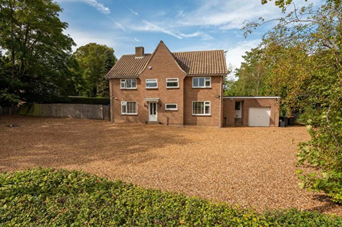 4 Bedroom Detached House For Sale In Church Road, Keysoe, MK44