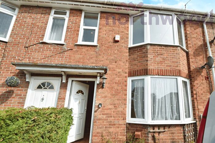 4 Bedroom Semi-Detached House To Rent In Ranworth Road, Norwich, NR5