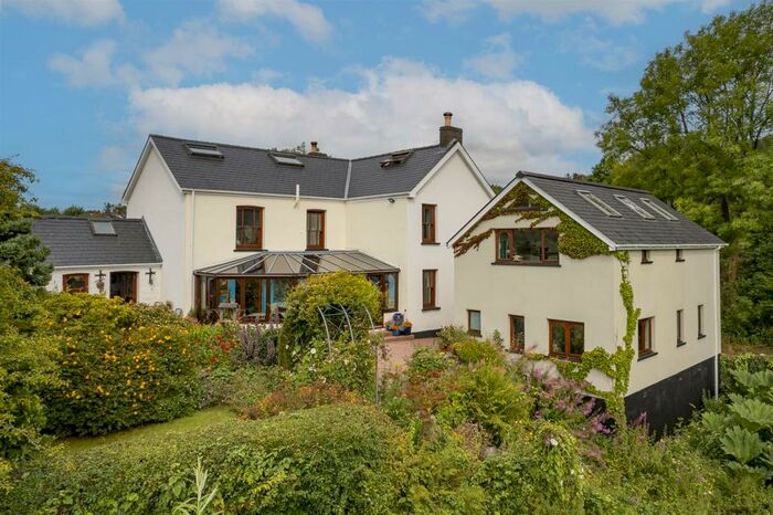 6 Bedroom Detached House For Sale In Glogue, SA36