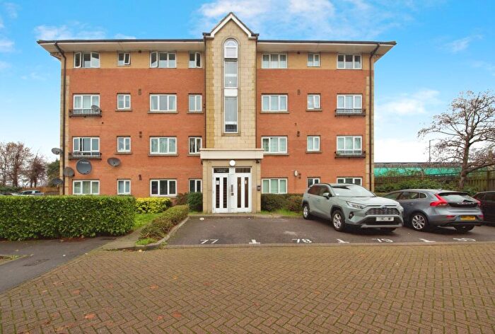 2 Bedroom Flat For Sale In Hudson Way, London, N9