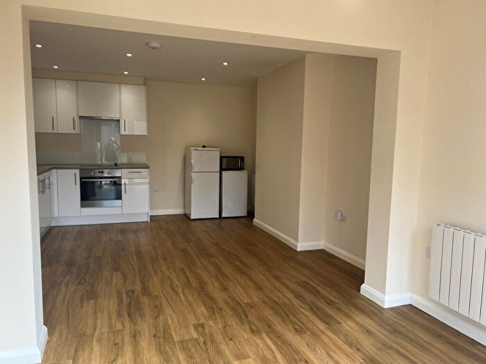 1 Bedroom Flat To Rent In Horsendale Avenue, Nottingham, NG16