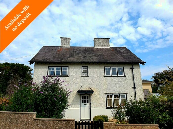 4 Bedroom Detached House To Rent In Warsash, Southampton, SO31