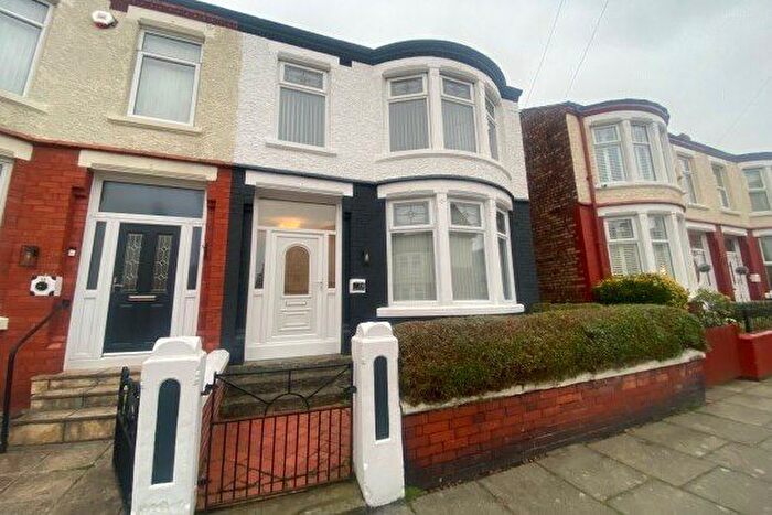 3 Bedroom Semi-Detached House To Rent In Woodsorrel Road, Birkenhead, CH41