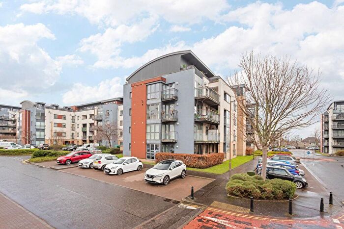 2 Bedroom Flat For Sale In Flat, East Pilton Farm Avenue, Edinburgh, EH5