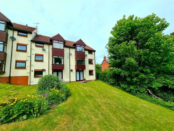 2 Bedroom Flat For Sale In West Pelton, Stanley, DH9