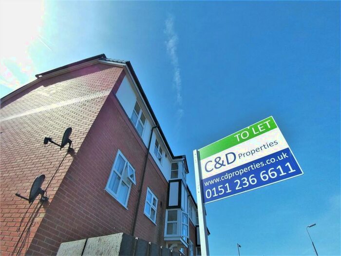 2 Bedroom Flat To Rent In Kingsway Court, Burroughs Gardens, L3
