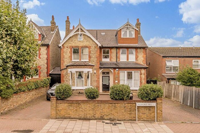 2 Bedroom Flat To Rent In Bedford Hill, Balham, SW12