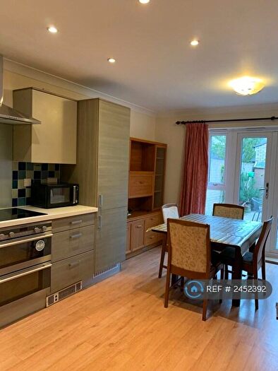 4 Bedroom End Of Terrace House To Rent In Ring Fort Road, Cambridge, CB4