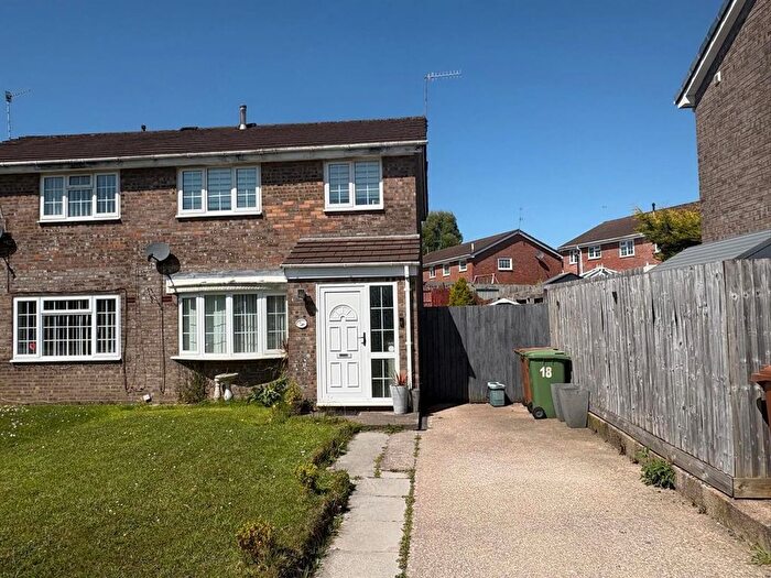 3 Bedroom Semi-Detached House To Rent In Lon Robin Goch, Caerphilly, CF83