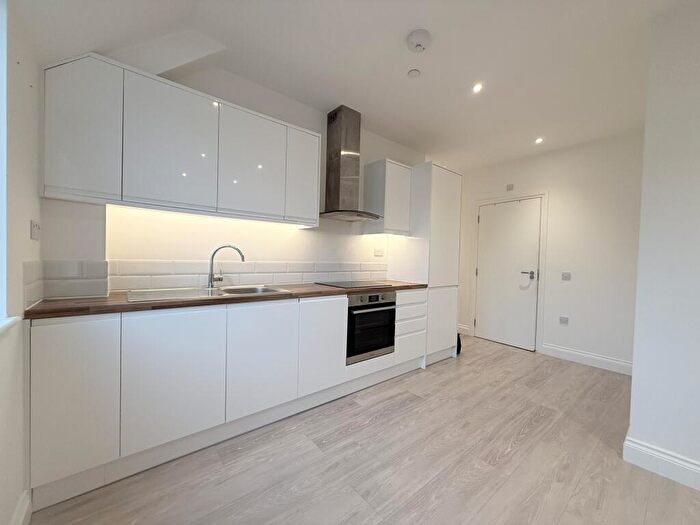 1 Bedroom Flat To Rent In Marlowes, Hemel Hempstead, HP1