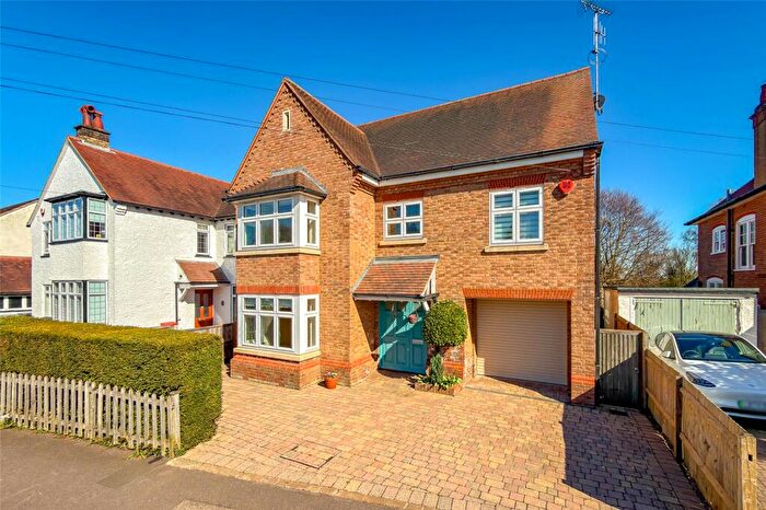 6 Bedroom Detached House For Sale In Lancaster Road, St. Albans, Hertfordshire, AL1