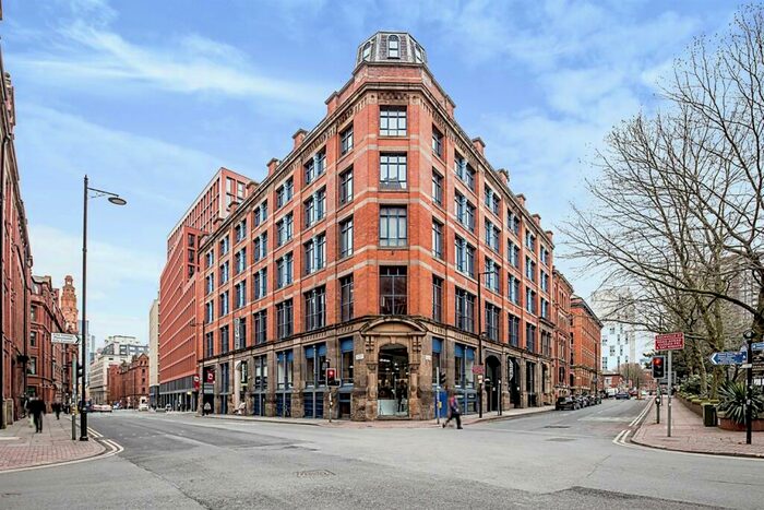 2 Bedroom Flat To Rent In Regency House, M1