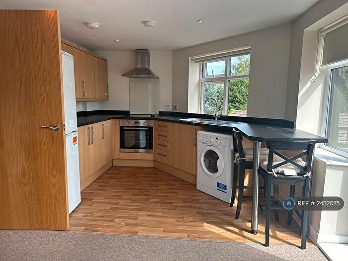 1 Bedroom Flat To Rent In Capstone Road, Bournemouth, BH8