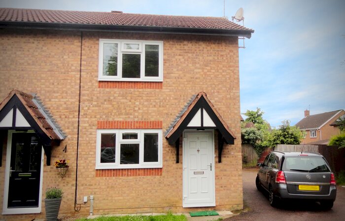 2 Bedroom Semi-Detached House To Rent In Oak Tree Close, Leicester, LE5