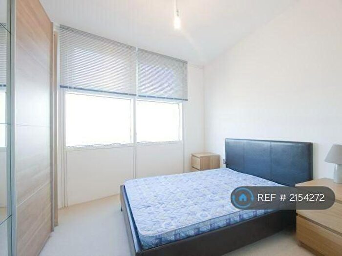 2 Bedroom Flat To Rent In Angel Lane, London, E15
