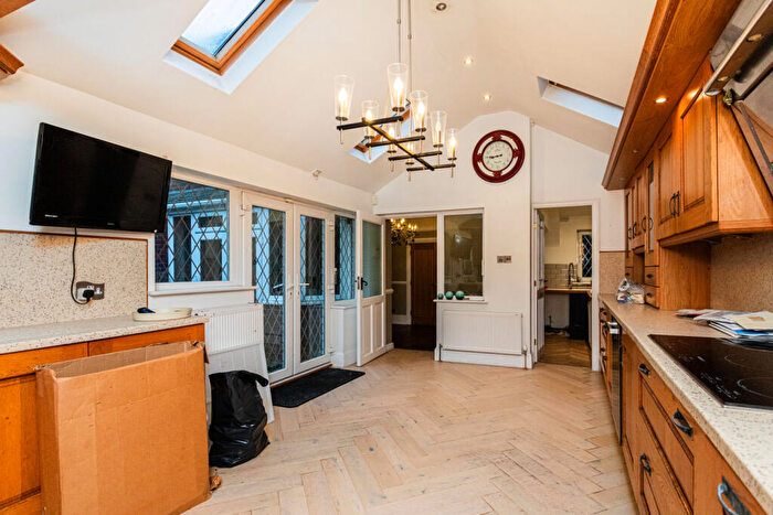 6 Bedroom Detached House For Sale In Moss Bank Way, Bolton, Greater Manchester, BL1