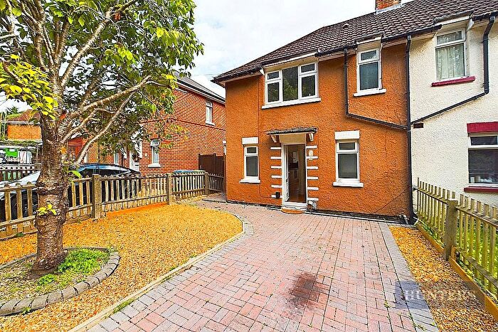 3 Bedroom House To Rent In Aldermoor Road, Southampton, SO16