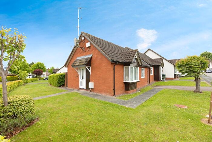 2 Bedroom Semi-Detached House For Sale In Banks Road, Coundon, Coventry, CV6