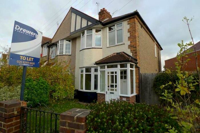 3 Bedroom End Of Terrace House To Rent In Penhill Road, Bexley, DA5