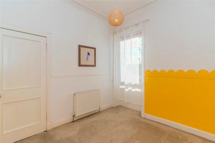 1 Bedroom Flat To Rent In Westfield Road, Gorgie, Edinburgh, EH11