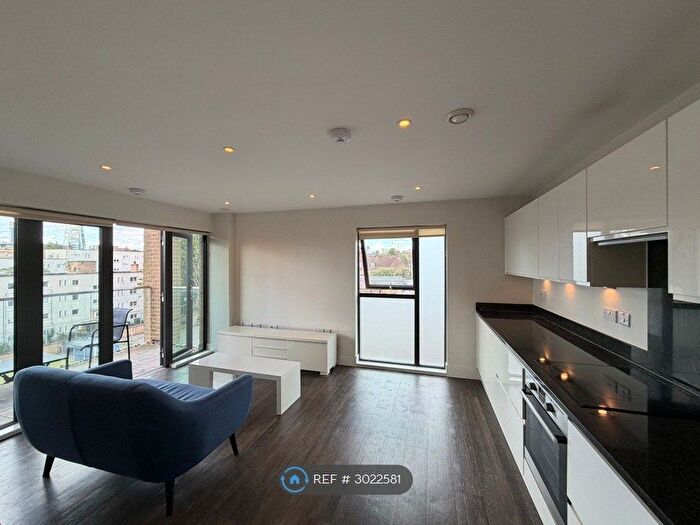 1 Bedroom Flat To Rent In Felton Hall House, London, SE16