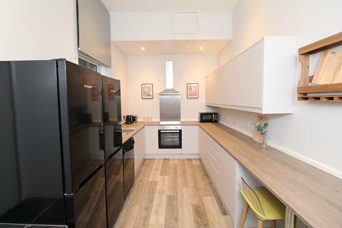 1 Bedroom Flat To Rent In Broad Street, City Centre, Nottingham, NG1