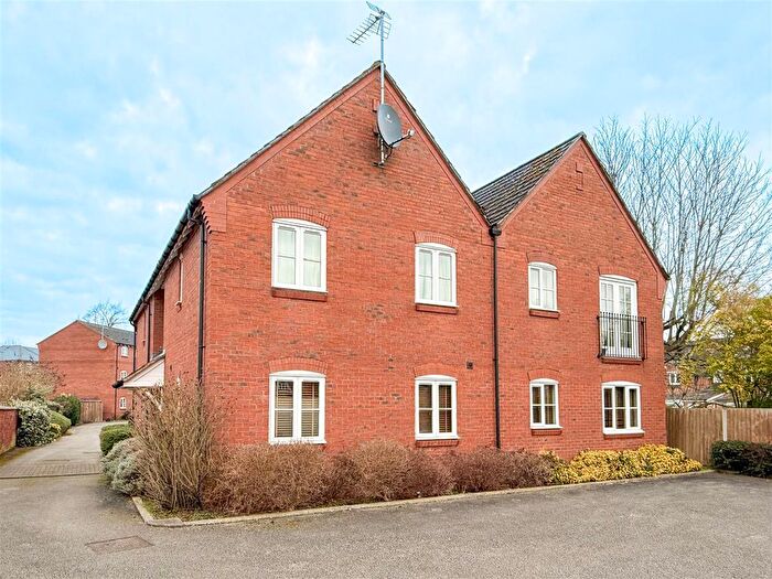 2 Bedroom Flat To Rent In Coach House Mews, Coventry Road, Warwick, CV34